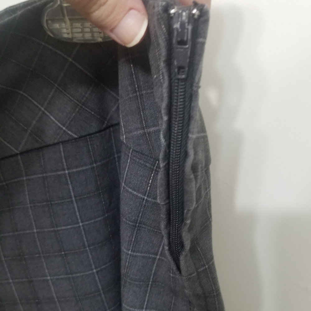 EUC Torrid 💖 glittery plaid side zip pants - Picture 6 of 8